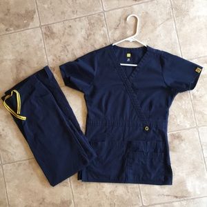 Wink scrubs,  Navy Blue, size XXS